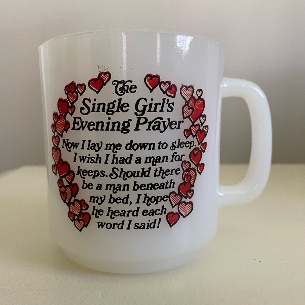 Vintage glassbake milk glass coffee mug